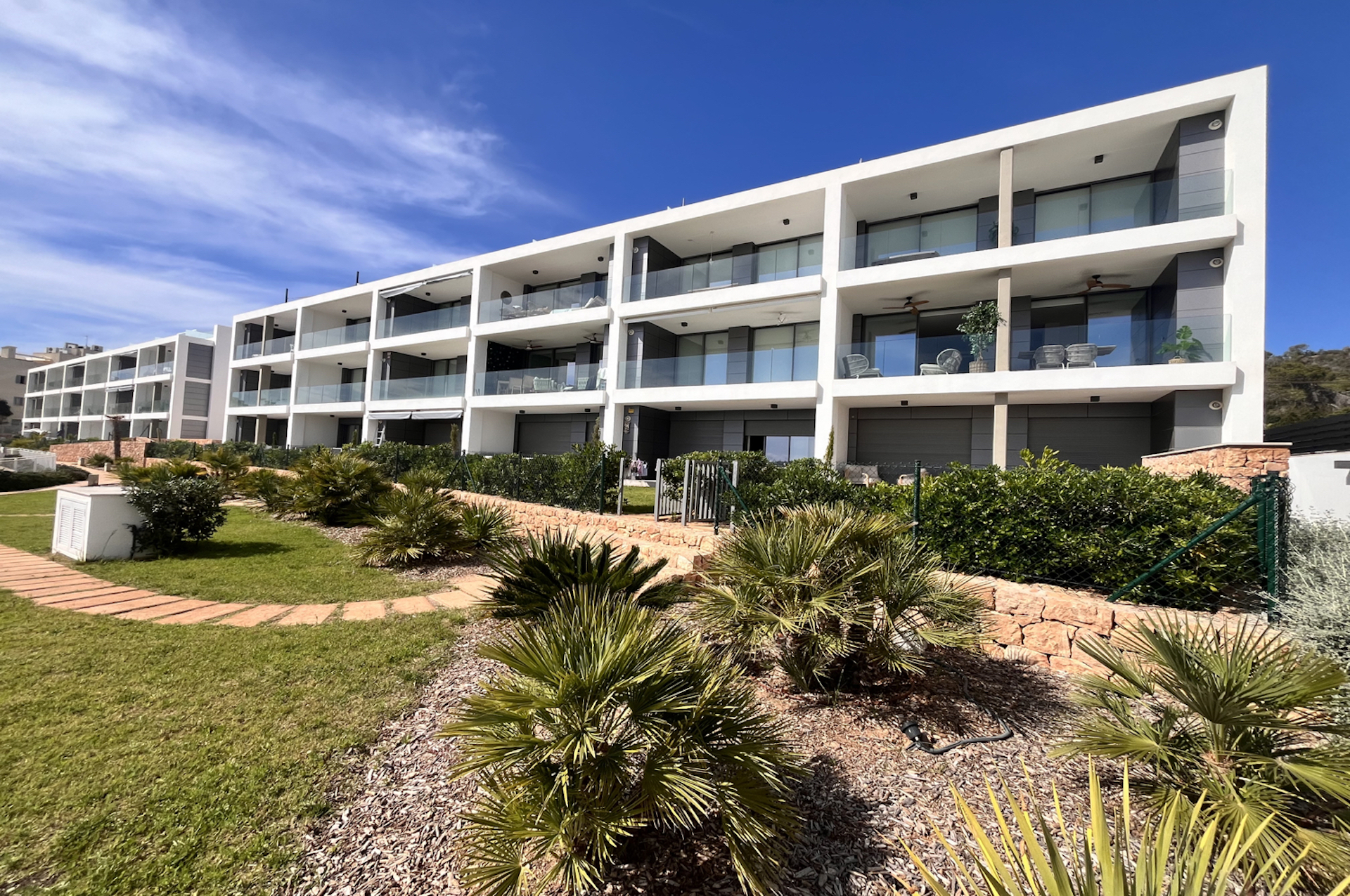 Resa Estates Ibiza apartment for sale te koop zeezicht sea views Cala gracio building main.jpeg